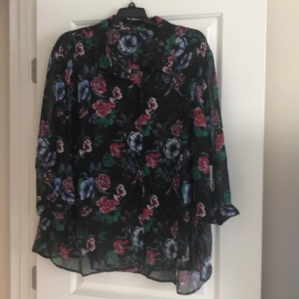 New Woman’s multi color blouse